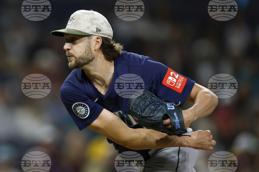Mariners Padres Baseball