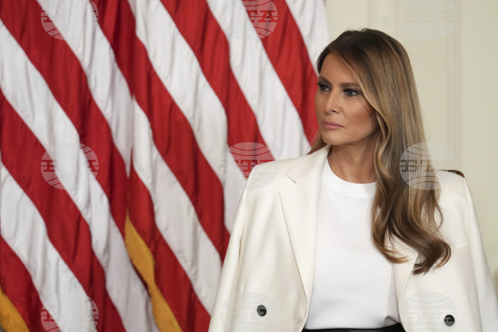 Slovenia Melania Trump Statue