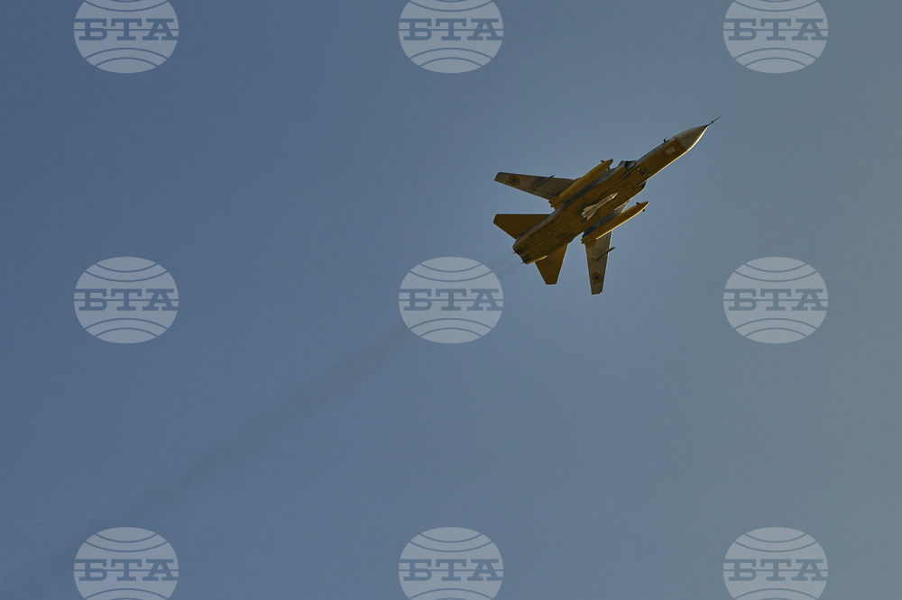 Руски военен самолет Су-24 се разби в Южна Русия по време на тренировка