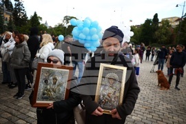 Шествие "Добродетели и религия в училище"