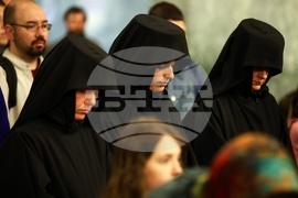 Шествие "Добродетели и религия в училище"