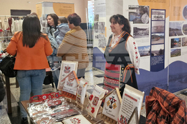 Троян - девети областен фолклорен фестивал "Тройче" - празник „Пъстра трапеза с песни и шевици“