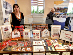 Троян - девети областен фолклорен фестивал "Тройче" - празник „Пъстра трапеза с песни и шевици“