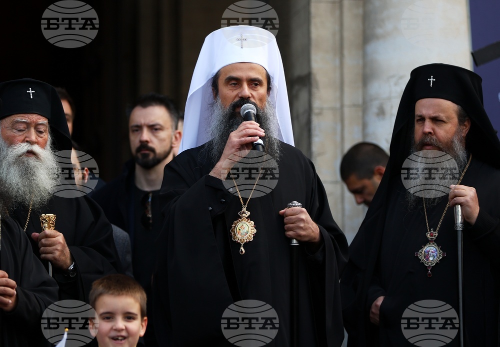 Българското училище е родено от църквата, каза патриарх Даниил на шествието в подкрепа на предмета „Добродетели и религия“