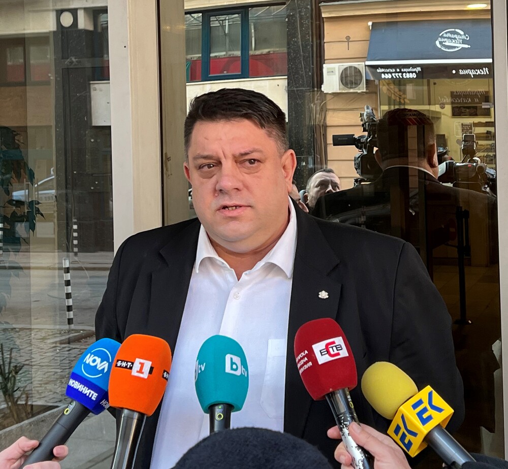 Атанас Зафиров: Напусналите пернишката организация отдавна не са част от БСП, работеха за други политически сили