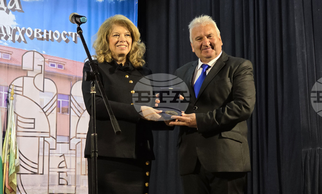 Да създадеш училище е свещено благодеяние, каза директорът на СУ „Св. св. Кирил и Методий“ в Якоруда Николай Хаджиценев