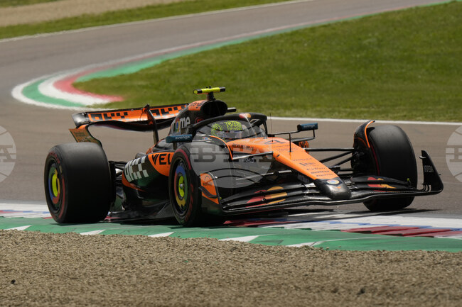 Двата болида на МакЛарън дадоха най-добри времена в третата тренировка преди Гран при на Емилия-Романя