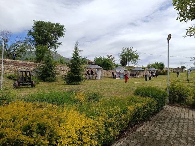 Община Сливен: Сливен беше домакин на историческо природозащитно събития - завръщане на брадатия лешояд в България 