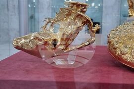 Ямбол - Безистен - Панагюрско златно съкровище - реплика