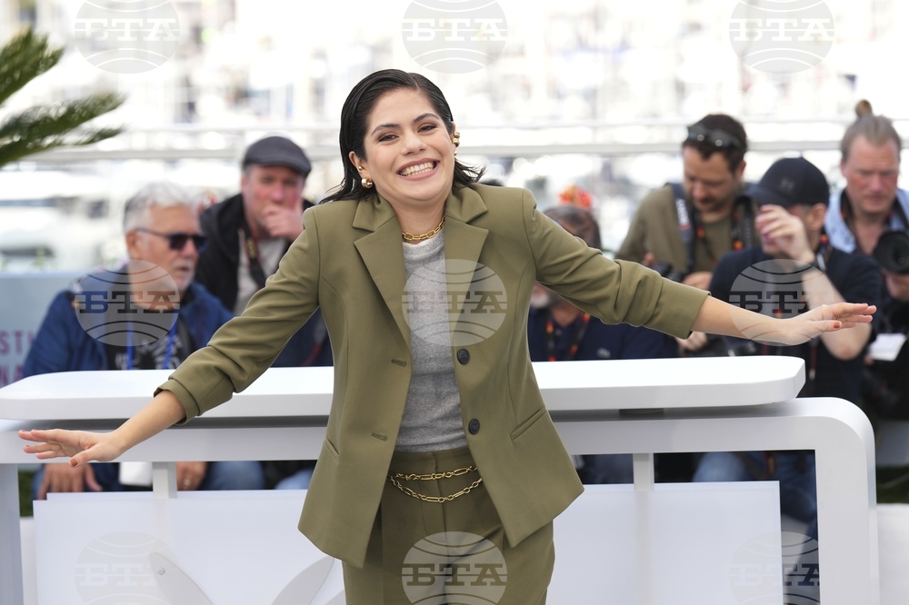 France Cannes 2025 La Ola Photo Call