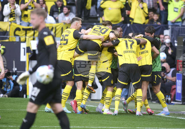 Дортмунд и Франкфурт ще играят в Шампионската лига, Хайденхайм е на плейоф за оставане