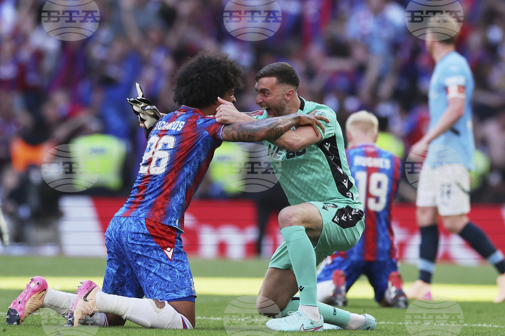 CORRECTION Britain Soccer FA Cup