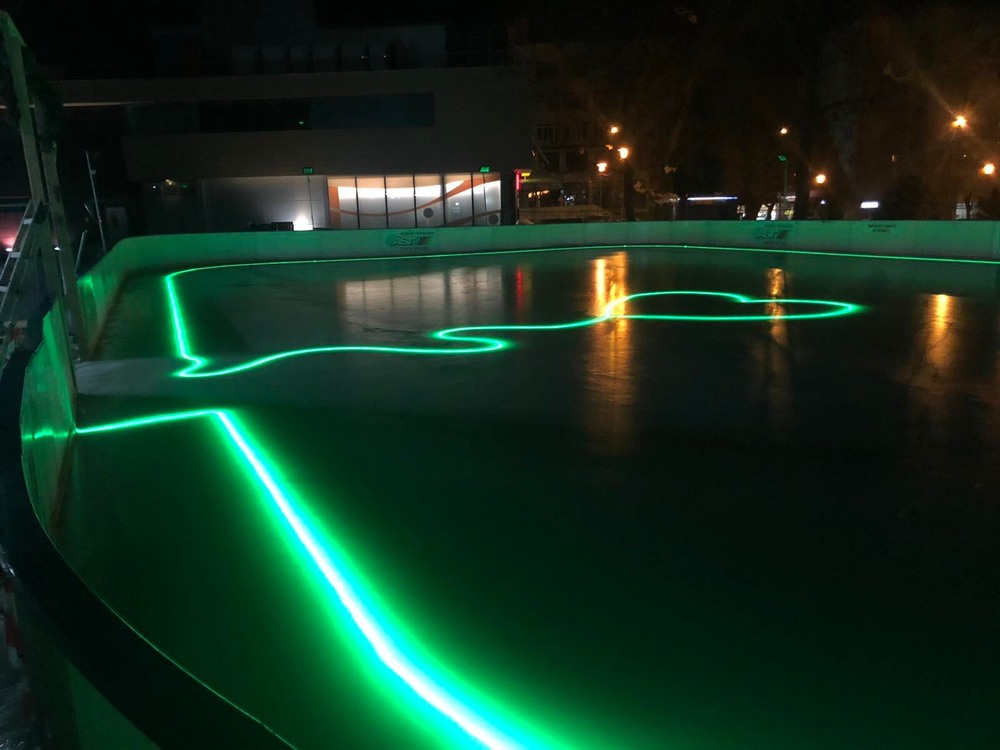 Община Сливен: Ледената пързалка в Сливен ще продължи да работи до 19 февруари