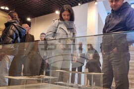 Кърджали - музей - епископски одежди