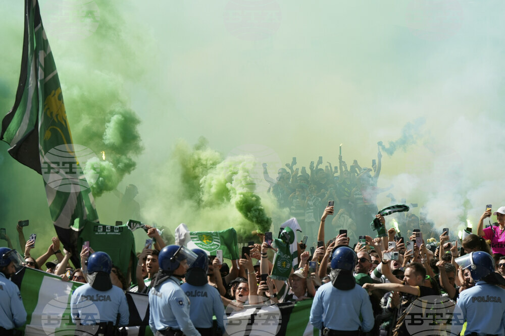 APTOPIX Portugal Soccer
