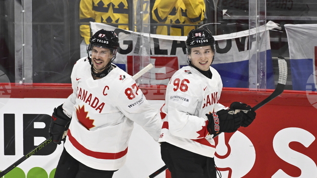 Маклин Селебрини, Конър МакДейвид и Сидни Кросби попаднаха в тима на Канада за олимпийския турнир по хокей на лед