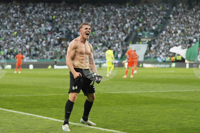 Виктор Гьокeреш напусна лагера на шведския национален отбор заради лека контузия