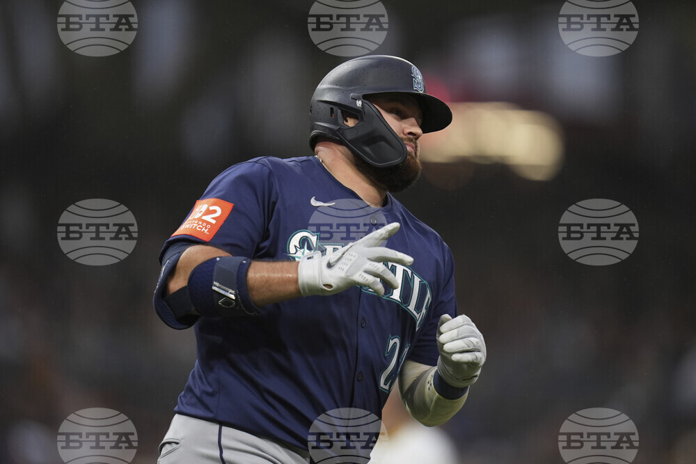 Mariners Padres Baseball