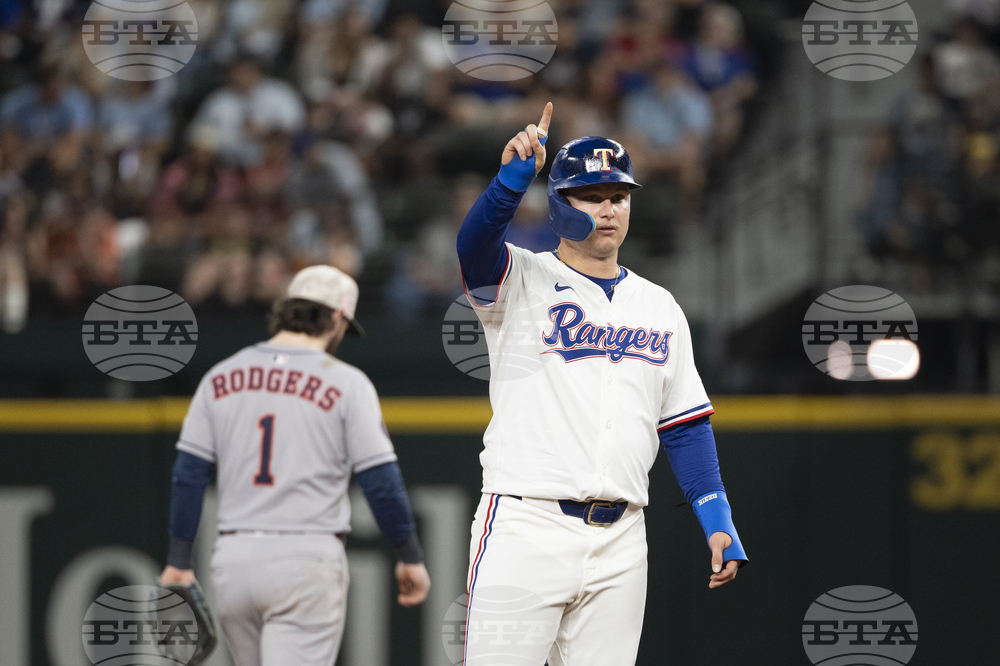 Astros Rangers Baseball
