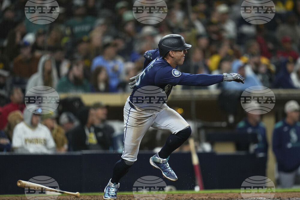 Mariners Padres Baseball