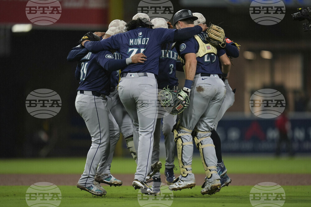 Mariners Padres Baseball