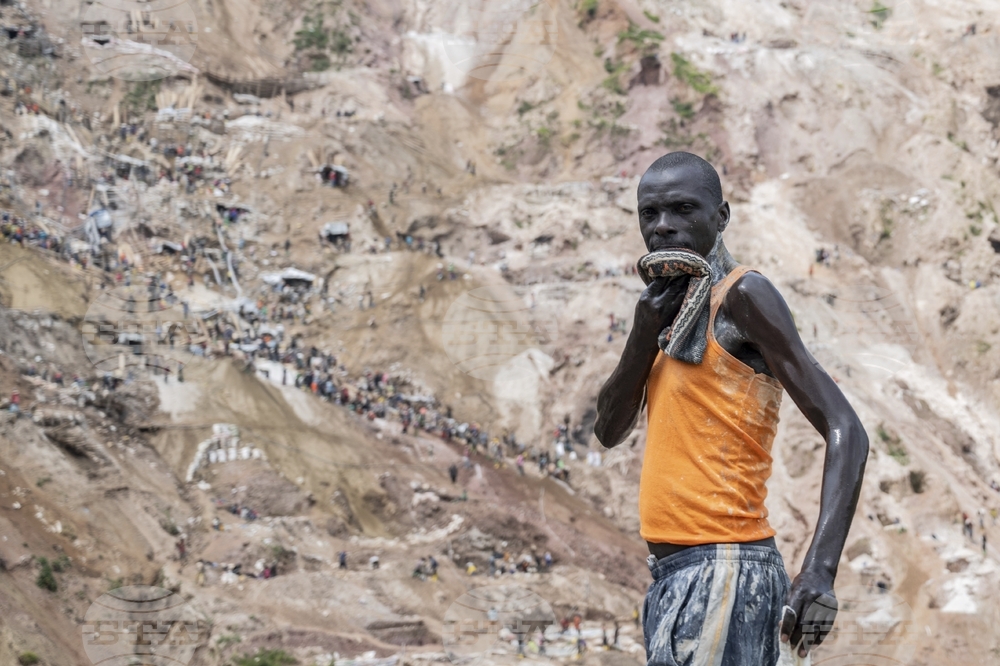 Congo-Coltan Mining