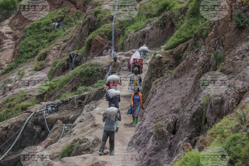 Congo-Coltan Mining