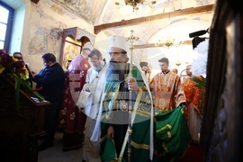 Храм "Св. великомъченик Мина" - света литургия