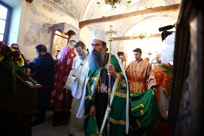 Без Божията помощ и благодат приличаме на пустиня, каза патриарх Даниил при освещаване на обновения храм "Св. великомъченик Мина"