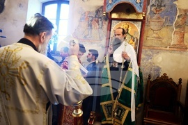 Храм "Св. великомъченик Мина" - света литургия