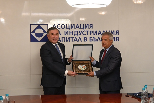 АИКБ и Агенцията по миграция на Република Узбекистан подписаха споразумение за сътрудничество в областта на трудовата миграция