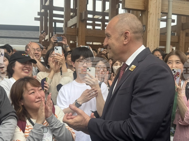 President Radev Visits Bulgarian Pavilion at EXPO 2025 Osaka