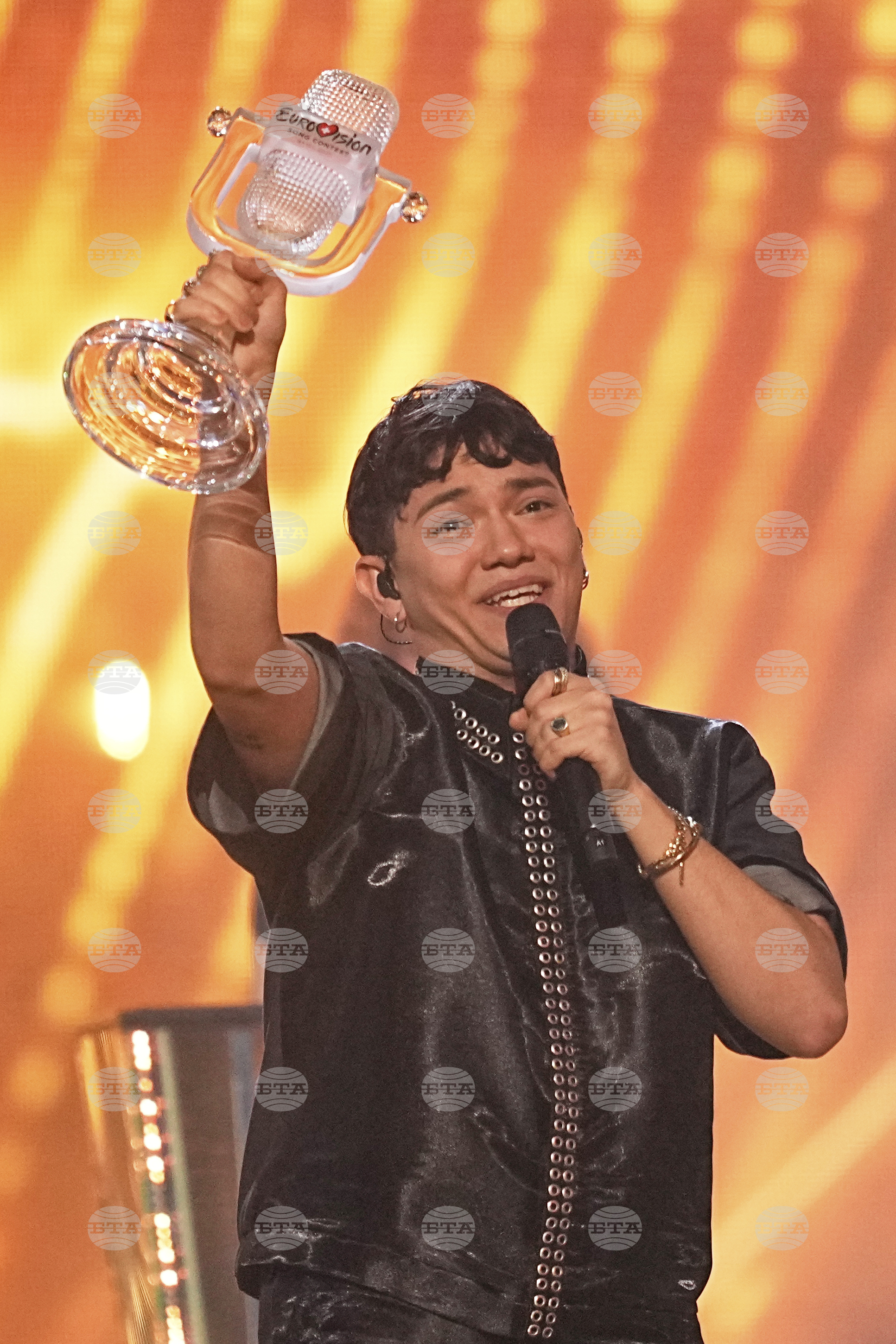 CORRECTION Switzerland Eurovision Song Contest