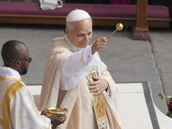 APTOPIX Vatican Pope