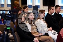 БТА - зала „МаксиМ“ - Списание ЛИК - априлски брой - „България и световните изложения“ - представяне