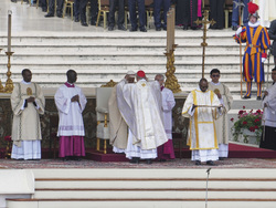 CORRECTION Vatican Pope