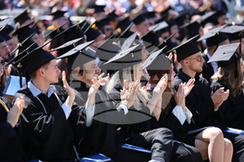 Благоевград - Американски университет - дипломиране