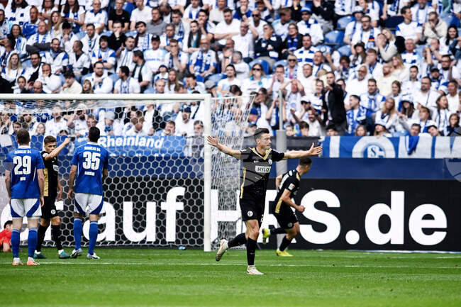 Лукас Петков с гол и силен мач за Елферсберг в германската Втора Бундеслига