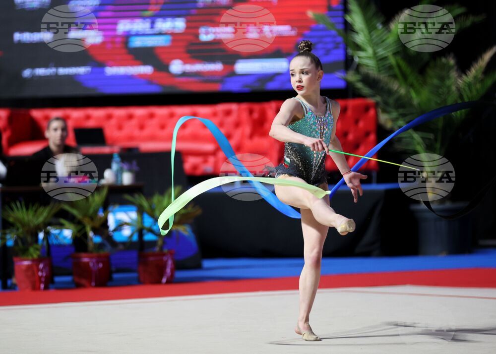 Стилияна Николова завърши трета в квалификациите за многобоя на Световното първенство по художествена гимнастика в Рио де Жанейро, пет финала за България на отделните уреди