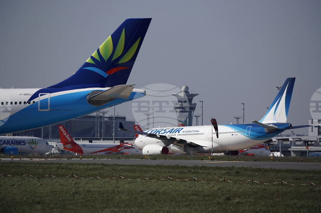 Около 130 полета бяха анулирани на парижкото летище Орли заради повреда