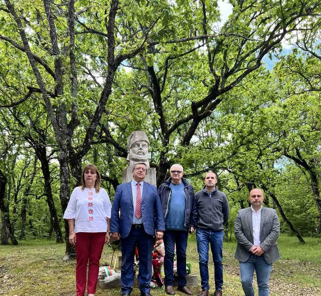 Коалиция „БСП – Обединена левица“: Инж. Петър Кънев беше гост на Националния Странджанско-тракийски събор "Божура" 