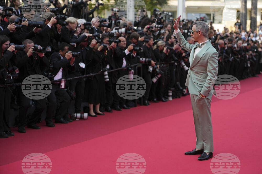 France Cannes 2025 The Phoenician Scheme Red Carpet