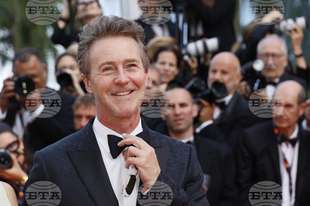 France Cannes 2025 The Phoenician Scheme Red Carpet