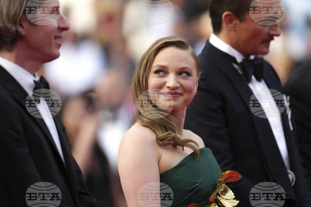 France Cannes 2025 The Phoenician Scheme Red Carpet