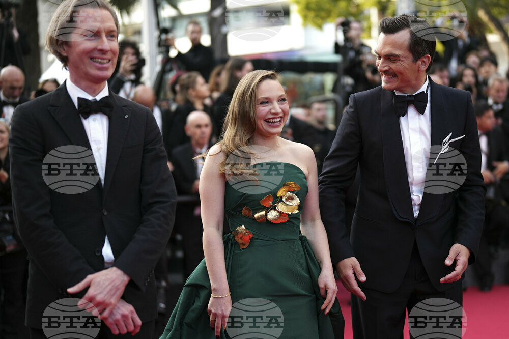 France Cannes 2025 The Phoenician Scheme Red Carpet