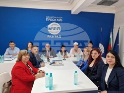 BTA’s National Press Club in Razgrad - presenting LIK’s April issue