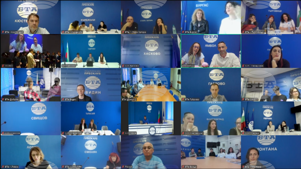 BTA’s National Press Club in Razgrad - presenting LIK’s April issue