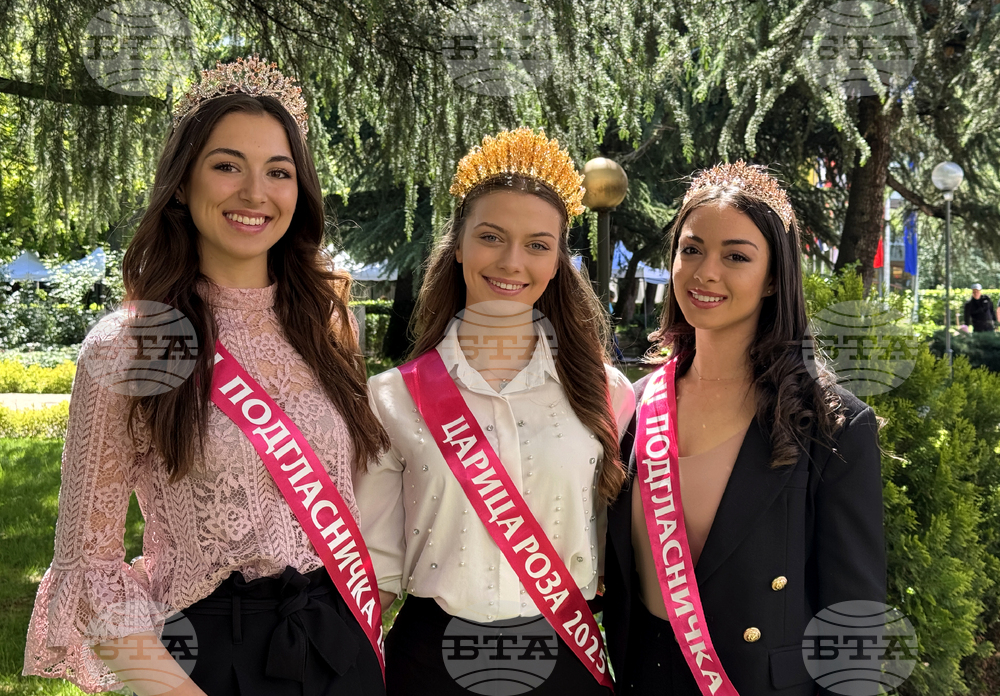 BTA’s National Press Club in Kazanlak - presenting LIK’s April issue