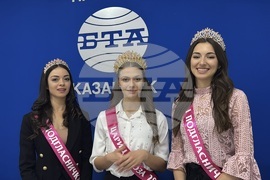 BTA’s National Press Club in Kazanlak - presenting LIK’s April issue