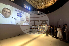 BTA’s National Press Club onboard RSV 421 – Varna - presenting LIK’s April issue